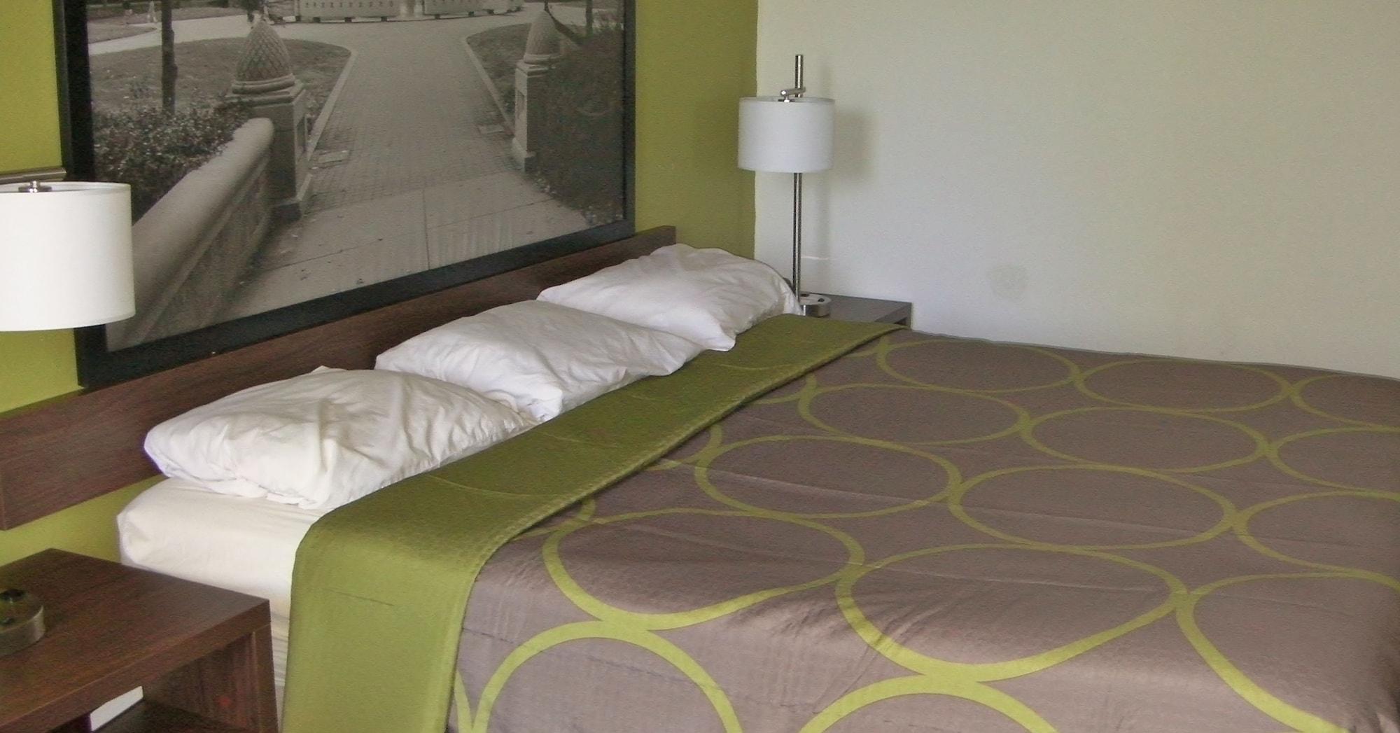 Super 8 By Wyndham Motel Lafayette
